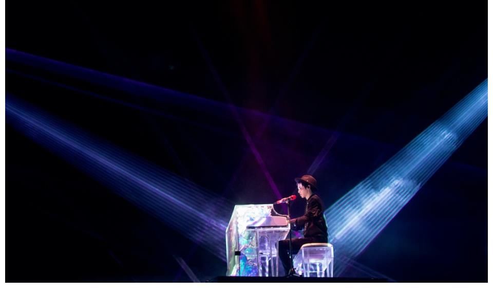 热爱|歌王华晨宇《飞行指挥家》：我偏用热爱 翻盘赢个精彩