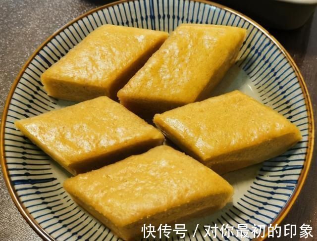 面粉|1碗面粉2个鸡蛋,教你自制蛋糕,不用烤箱不用电饭锅,一次成功