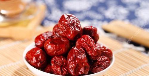 荷叶茶|高血压总靠降压药?傻!多吃这6种食物,血压稳定更健康