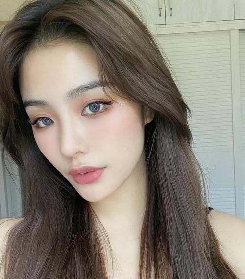 这几款适合学生党的口红，超适合学生党，小黑钻显白，稚优泉高级