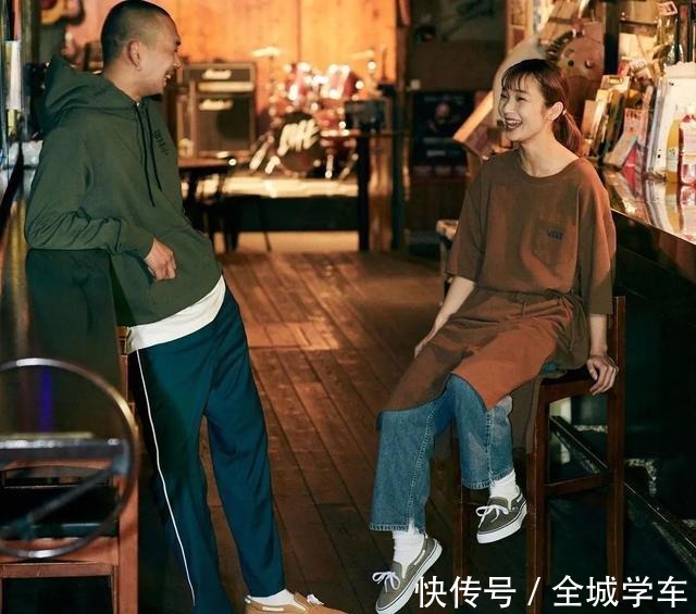 spring 安上鞋带的 Slip-On,是画蛇添足还是锦上添花!