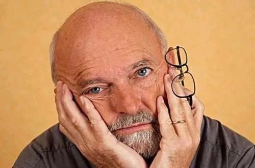 老年痴呆症还会遗传?50岁后,日常做好4点,或可预防老年痴呆!