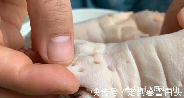 同样是猪蹄，要学会区分前脚和后脚，两种猪蹄，口感上差别很大