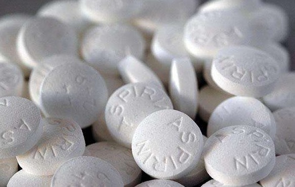 香蕉|女性吃香蕉美容结果吃出“一脸斑”,4个禁忌你要注意