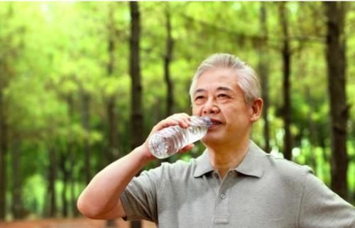 肥肉|脑梗的“源头”已经找到,肥肉没在榜,第1名几乎每天都在吃