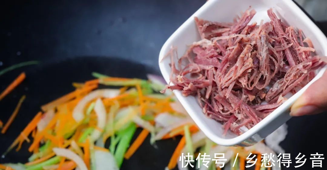 tips|今日食谱~【紫米牛肉团】！