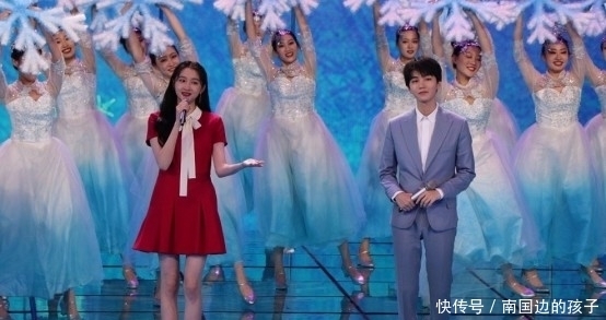 鹿晗 “一鹿彤行”颜值翻车?离开滤镜的关晓彤脸圆,鹿晗合照被嘲沧桑