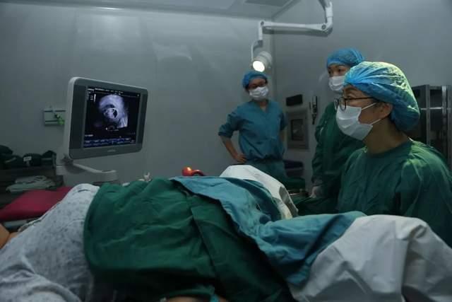 起名|爸爸给“五胞胎”上户口,工作人员哭笑不得:孩子和你有仇吗