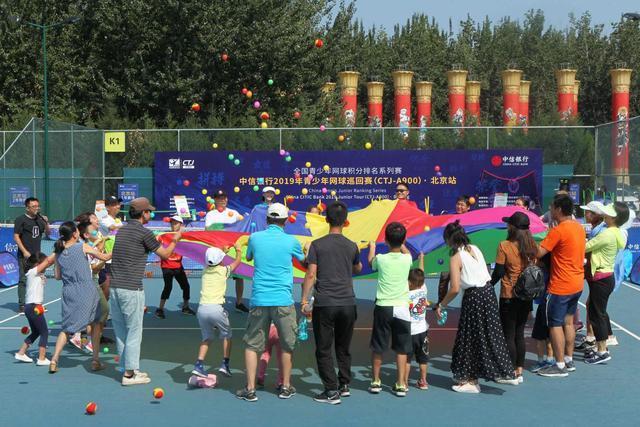 段子手|小学生“0分试卷”走红,笑哭老师,网友:小小年纪就是段子手