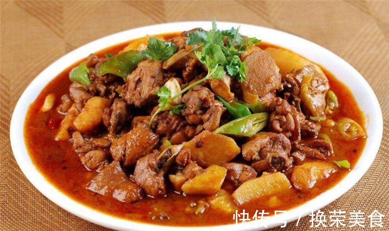 炒鸡不用去外面吃了,这样做,鲜嫩麻辣,超好吃!