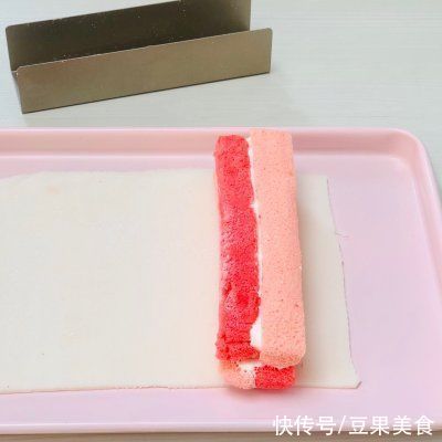 #2021亲子烘焙组——“焙”感幸福#眼影盘白玉卷