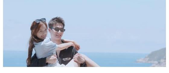 恋综翻车 最吸粉CP被曝夹私货上节目 称按节目宣传办事 观众被耍