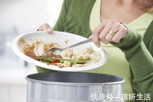 蕨菜|人睡三觉，命比纸薄，人吃三饭，寿命减半，说的都是啥