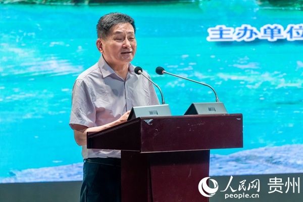 喀斯特|叶辛新著《爱上荔波》首发式暨叶辛荔波文学院成立仪式举行