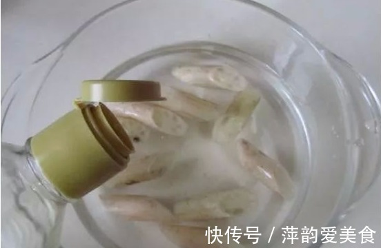 白醋|秘方来了!食醋+冻豆腐太厉害,腰突消了,腿麻、坐骨痛也说拜拜