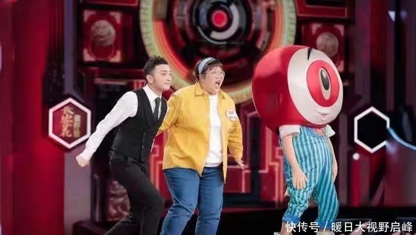 乡下女教师,凭什么站在央视《开门大吉》舞台上,与尼格买提同框?