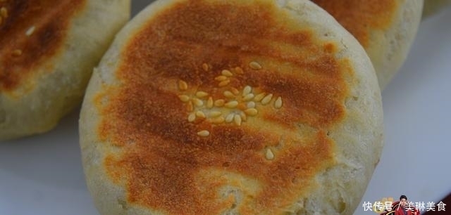好吃|面粉别蒸馒头了,教你好吃做法,比馒头简单,比包子好吃,香!
