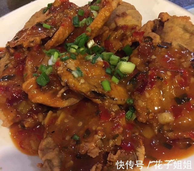 酸甜|酸甜开胃的鱼香茄饼,茄子和肉馅的完美结合,一盘根本不够吃!