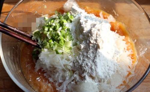 瞬间|冬天要多吃萝卜,学会这2道做法,孩子天天吵着吃,上桌瞬间扫光