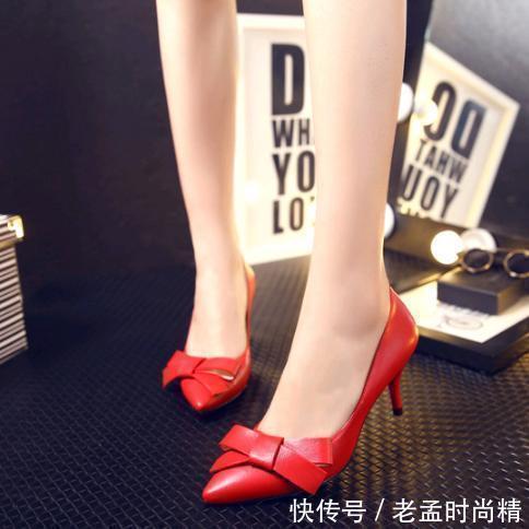 女鞋|别致精美的尖头细跟高跟鞋，让女神穿搭更有气场