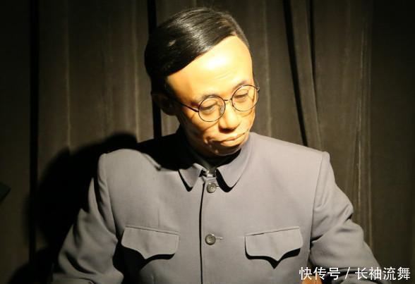 喊出|溥仪晚年去看望健在的太监,太监喊出3个字,溥仪立马感到难堪!