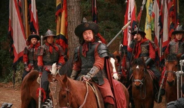 秦明&水浒好汉此人最冷血无情,家人遭陷害被杀不去报仇,却能开心结婚!