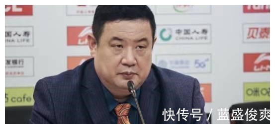 上海男篮|最多落后49分!全队30失误!山东脸都不要了,高诗岩成唯一遮!