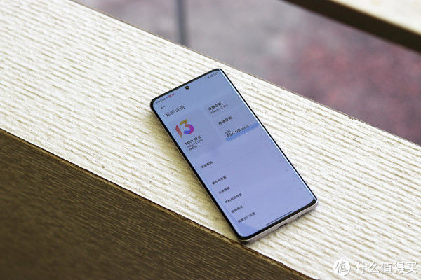 曲面屏|抢先上手了小米12 Pro：是你心中的高端旗舰机吗？
