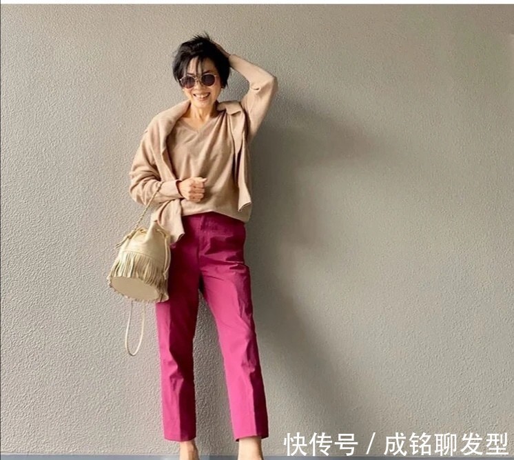 阿姨|60岁也要远离“老年装”,这位日本阿姨真会穿,自然真实又显年轻
