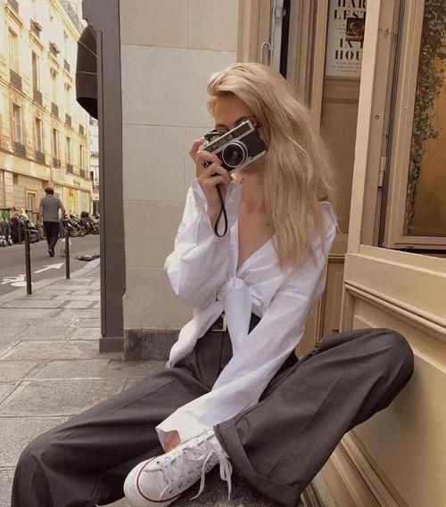 冬春换季，这4双鞋值得入手！万能百搭又时髦，女明星都争着穿