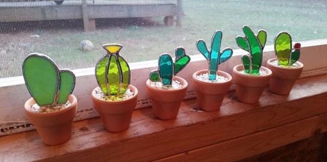 我家扫帚独一无二,忒好用!邻居见后都夸:塑料瓶做的还挺好看