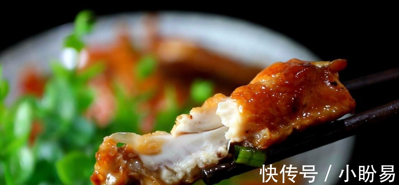 油炸|不放油炸,不用油煎,学会鸡翅的新做法,好吃到吮指,皮滑肉嫩