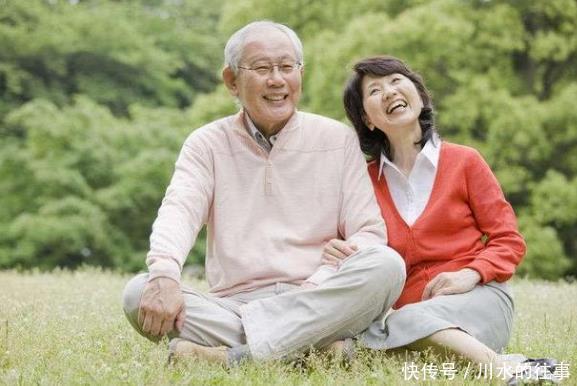 同龄人|50岁后，想要健康长寿，做到3坚持，你将比同龄人更健康长寿