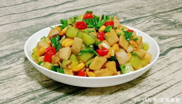 奥运|我这样做#我为奥运出食力#宫保杏鲍菇，家人都爱吃