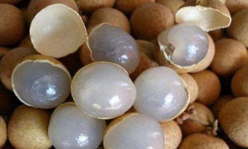 想长寿先排毒，坚持常吃三种食物，养心安神，越来越健康