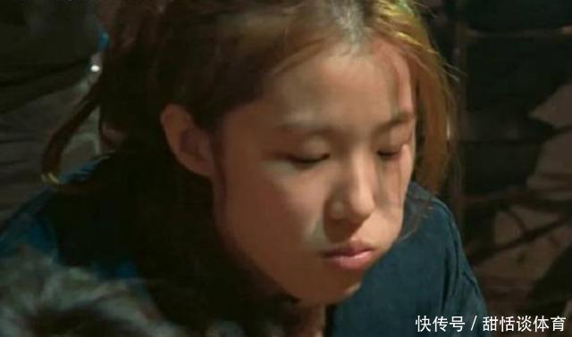 刘思琪|16岁女孩吃饭妈妈喂,月花销过万,出门坐豪车,变形记后怎么样?