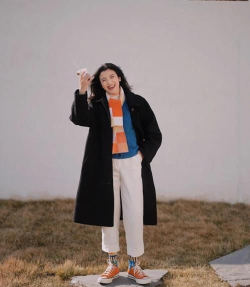 穿来穿去，还是大衣最洋气，详细的搭配技巧偷偷告诉你