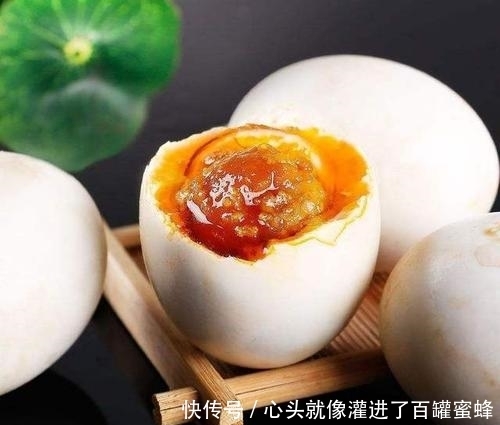 鸡蛋加白酒的组合你见过吗?快点试一试,打开新世界的大门