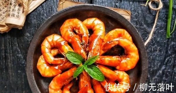 大厨|油焖大虾怎么做最入味大厨那偷学的秘方,虾肉嫩滑好吃到舔手指!