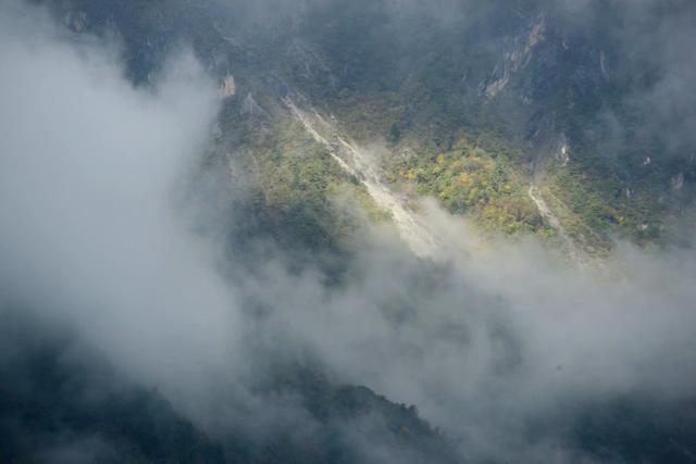 洋汤河|错峰出游正当时，文县2个秋色宜人的地方，第一个天池，人间仙境