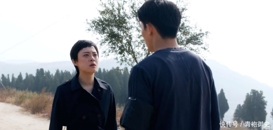 父母|女儿控诉父母让自己养弟弟，父母回复：“你就是一个白眼狼”