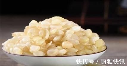 红酒|女性过了45岁,多吃4种食物,淡化皱纹,改善气血,更显年轻