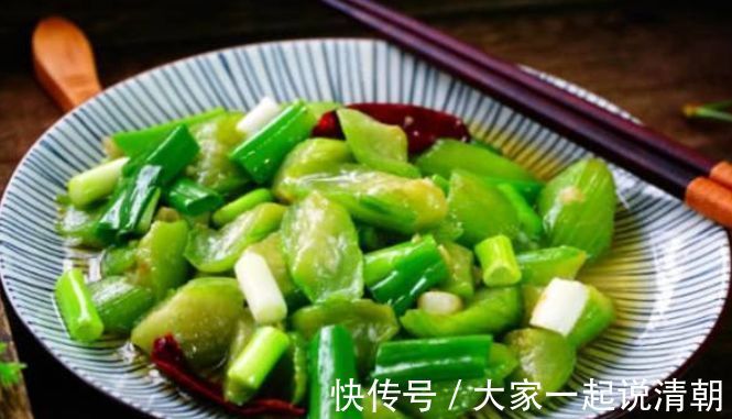 丝瓜|冬天了，聪明女人多吃四种食物，改善气血，增强身体免疫力