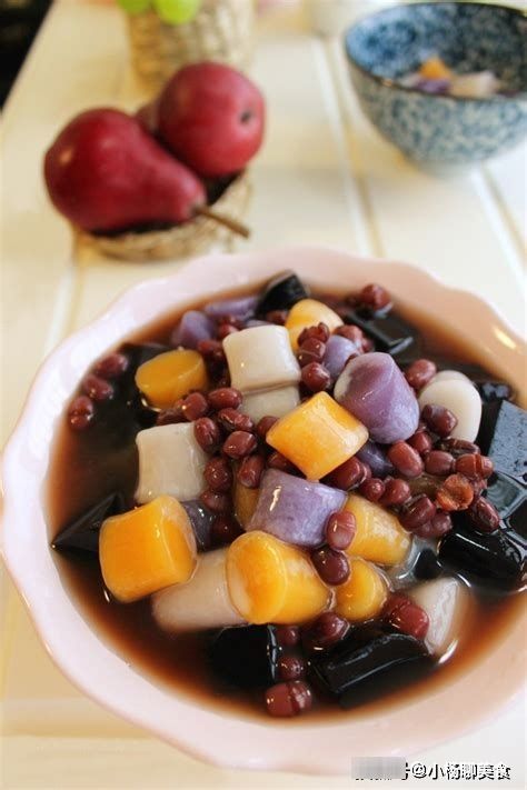 芋圆的解馋做法，色泽动人，唇齿留香，炎热的夏天来一碗，过瘾