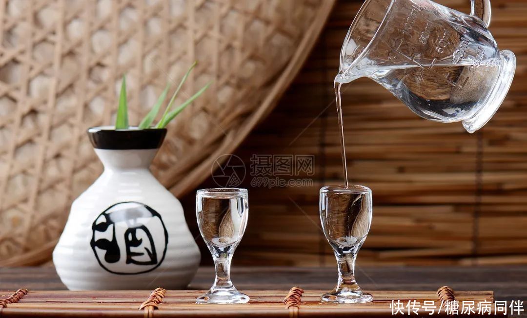  患者的血|糖尿病喝酒有啥后果？