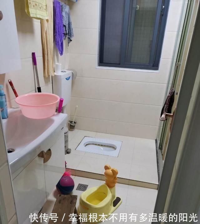 阳台上|娶了个邋遢媳妇,32万装修的新房半年乱成狗窝,客厅不堪入目