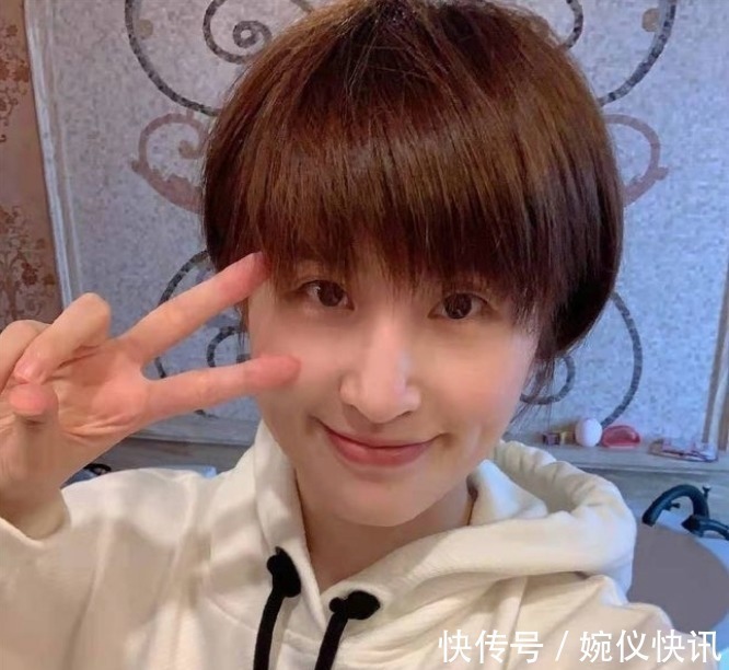 姚彦|许昕儿子把懒当爸爸,老婆发文调侃,透露许昕很少回家让人心酸