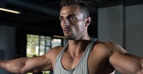 深蹲|男人每天坚持做深蹲,身体收获了什么呢看完你或许会心动