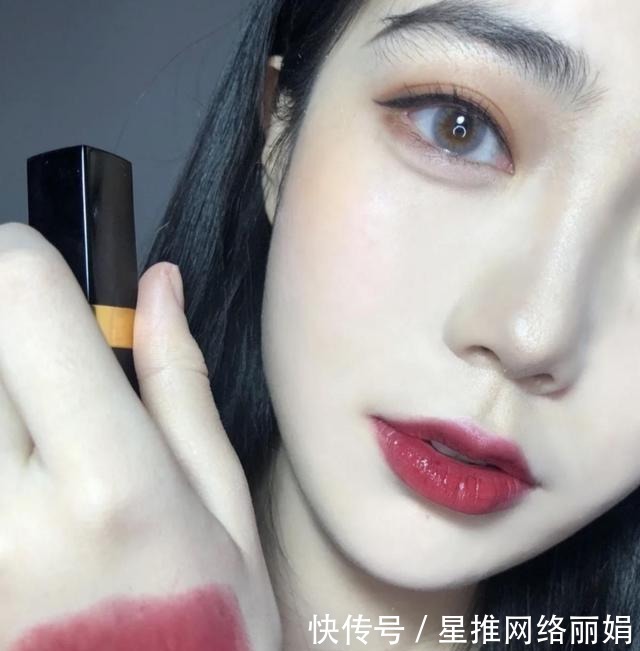 李佳琦分享的“断货王”口红,盲选也不踩雷,快来get一下吧!