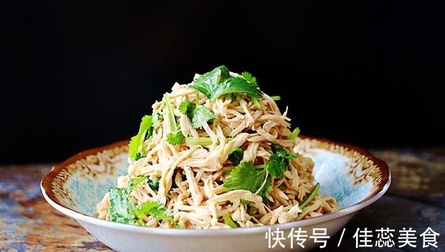 鸡胸|鸡胸最好的吃法,三两下拌一盘,绝好的下酒菜,比红烧肉还馋人